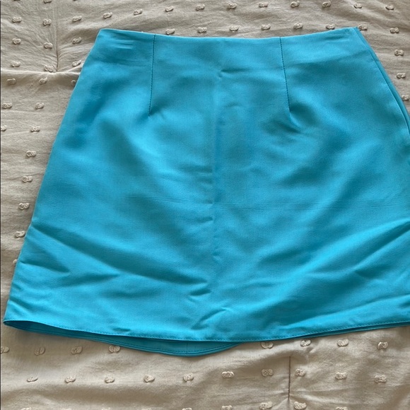 Never used - Picture 2 of 3